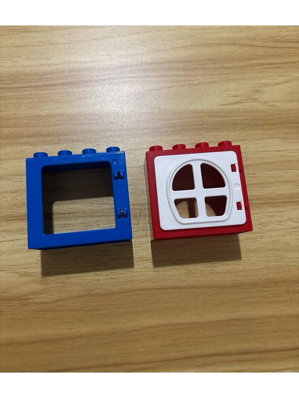 Lego Duplo windows